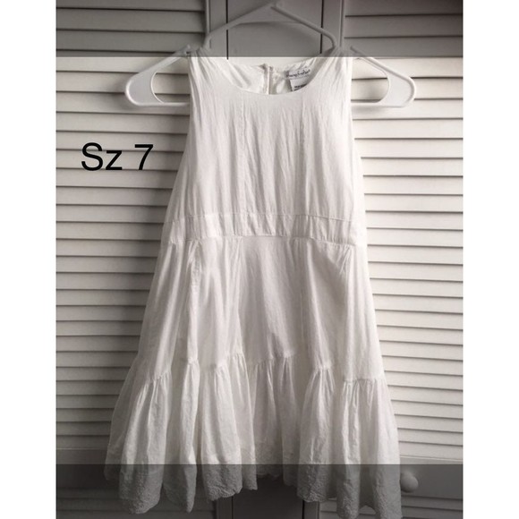 Chasing Fireflies Size 7 White Dress - Picture 1 of 4